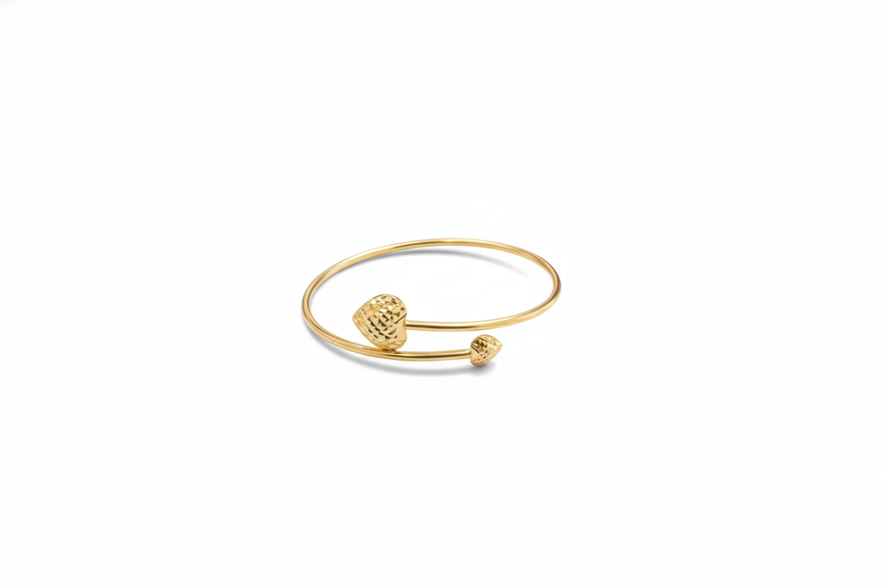 18K Solid Gold Heart Diacut Bangle